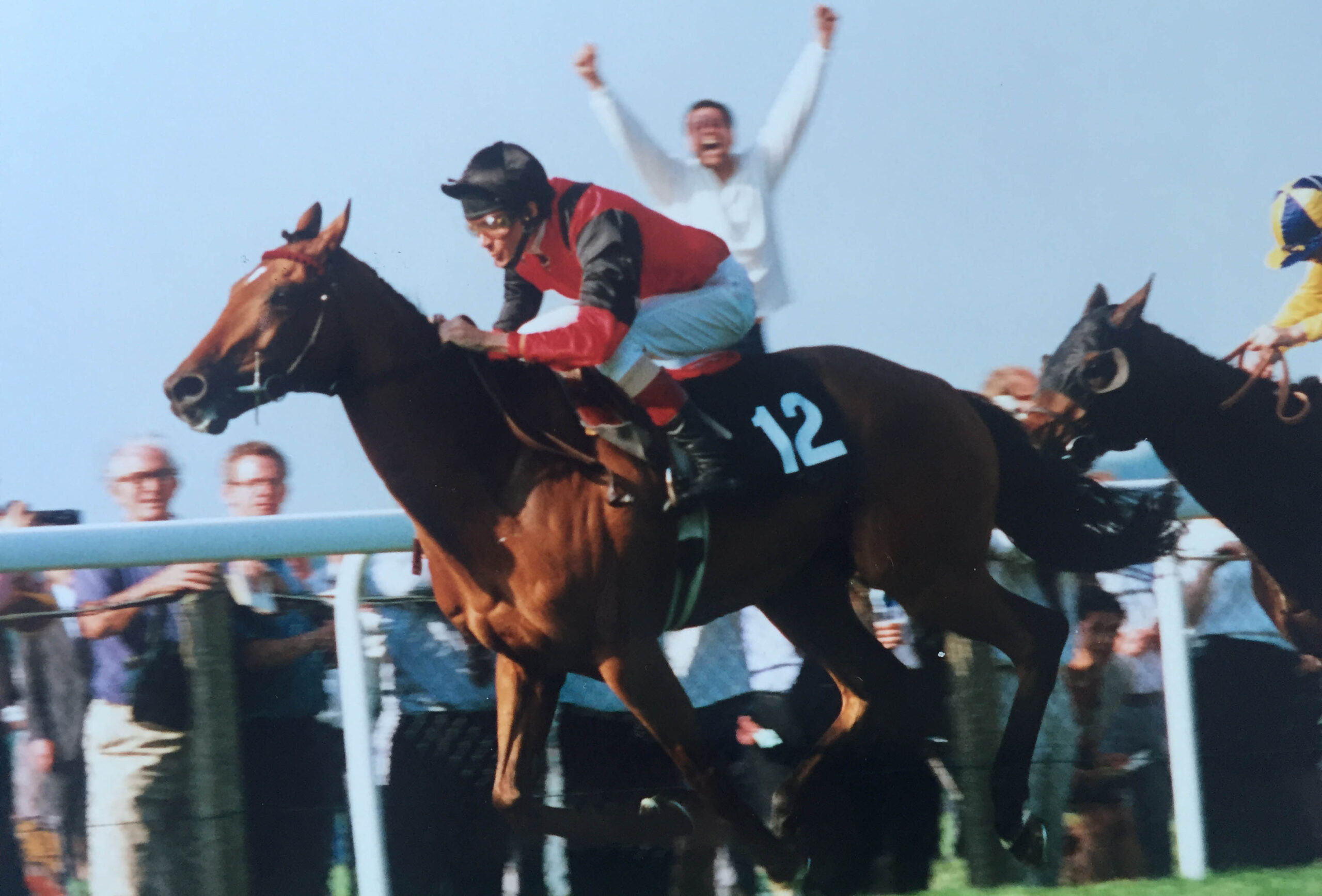 Sweet Glow wins the Ascot Stakes in 1994